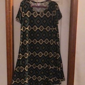 XL Lularoe Carly Dress never worn